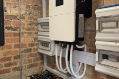 Deye-Inverter-and-Pylontech-Battery-Bank