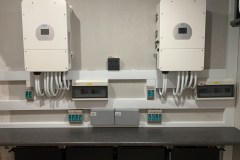 Deye-Inverters-and-Pylontech-Batteries